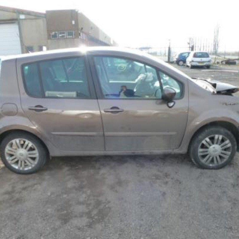 Trappe d'essence RENAULT MODUS Photo n°8