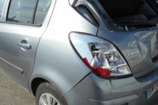 Bras essuie glace avant gauche OPEL CORSA D