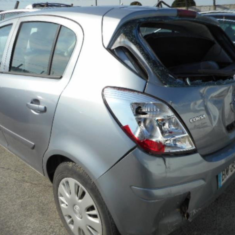 Bras essuie glace avant gauche OPEL CORSA D Photo n°4