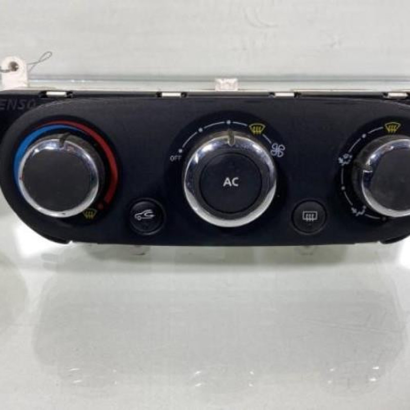 Commande chauffage RENAULT CLIO 4 Photo n°1