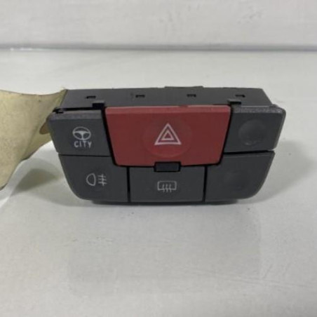 Bouton de warning FIAT PANDA 2 Photo n°1