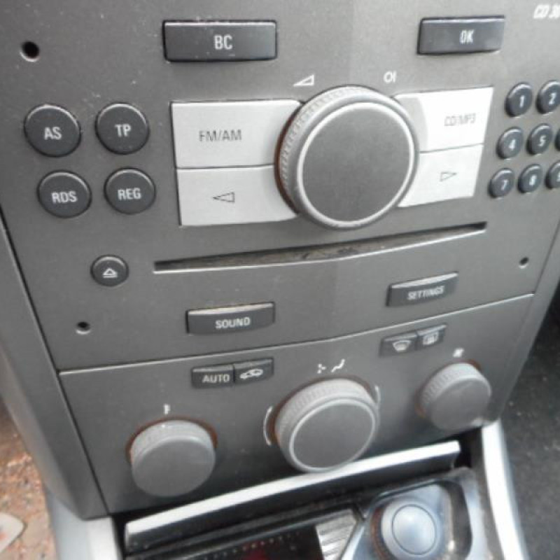 Autoradio d'origine OPEL ASTRA H Photo n°10