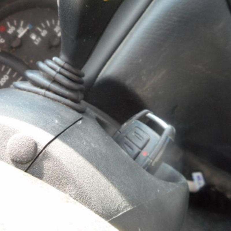 Leve vitre electrique arriere droit OPEL VECTRA B Photo n°9