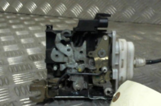 Serrure avant droit AUDI A3 1