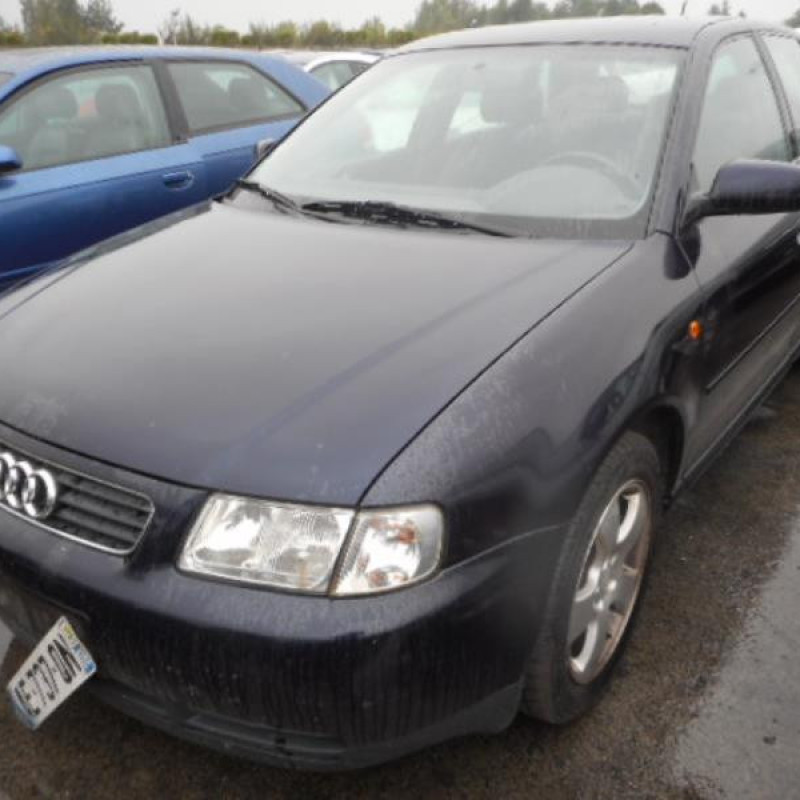 Serrure avant droit AUDI A3 1 Photo n°3