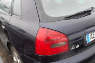Serrure avant droit AUDI A3 1