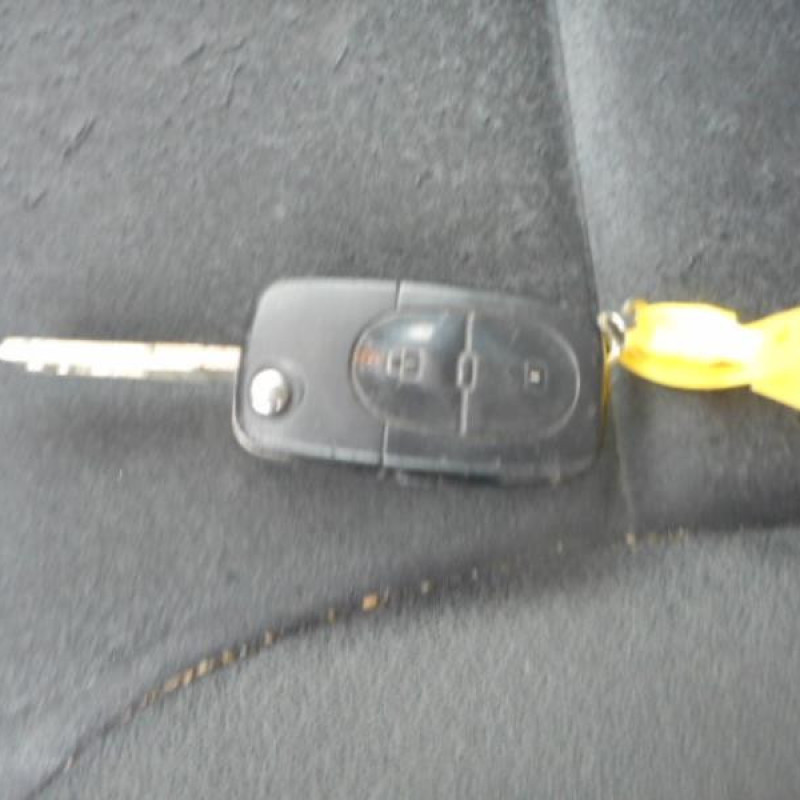 Serrure avant droit AUDI A3 1 Photo n°9