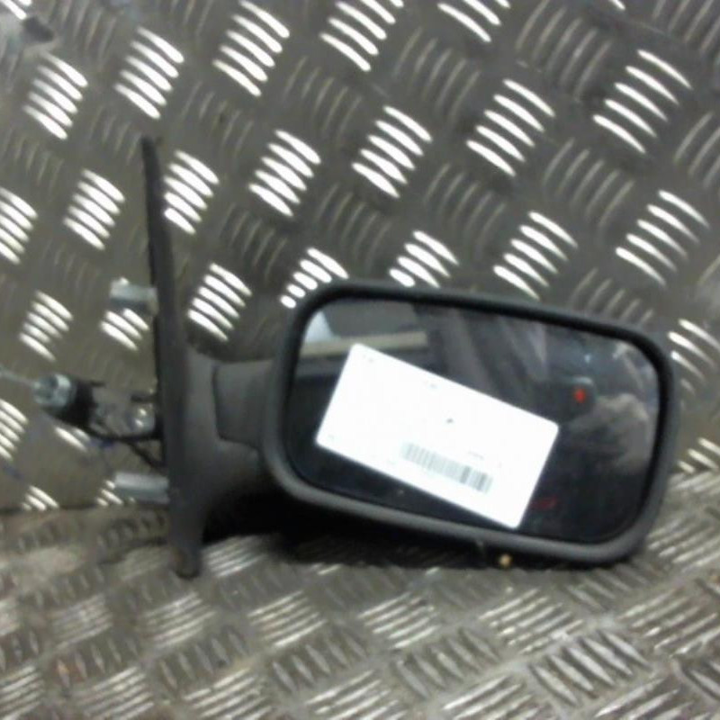 Retroviseur droit FIAT PUNTO 1 Photo n°1