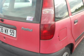 Retroviseur droit FIAT PUNTO 1