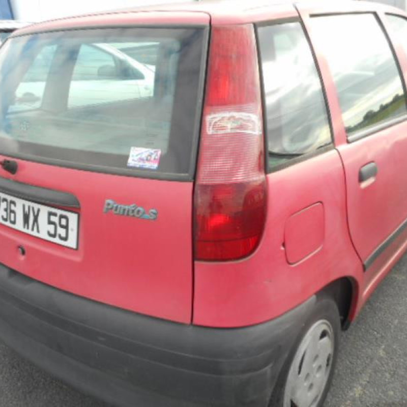 Retroviseur droit FIAT PUNTO 1 Photo n°6