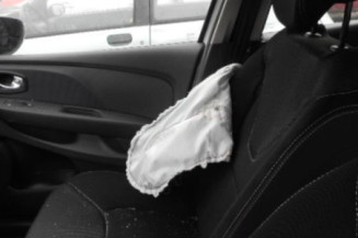 Serrure arriere droit RENAULT CLIO 4