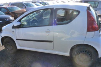 Serrure avant droit PEUGEOT 107
