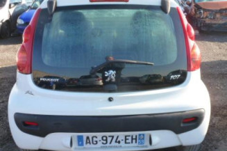 Serrure avant droit PEUGEOT 107