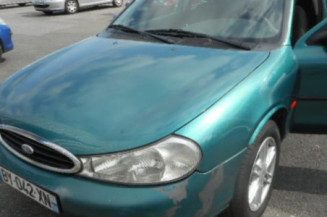 Retroviseur droit FORD MONDEO 1