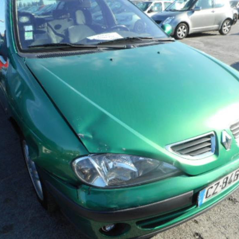 Leve vitre electrique avant droit RENAULT MEGANE 1 Photo n°4