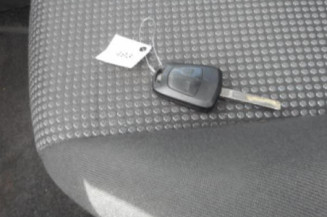 Bouton de warning OPEL CORSA D