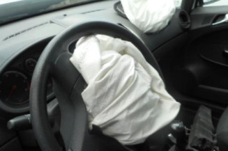 Ceinture avant droit OPEL CORSA D