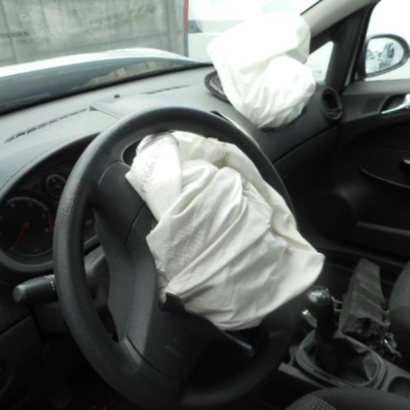Ceinture avant droit OPEL CORSA D Photo n°9