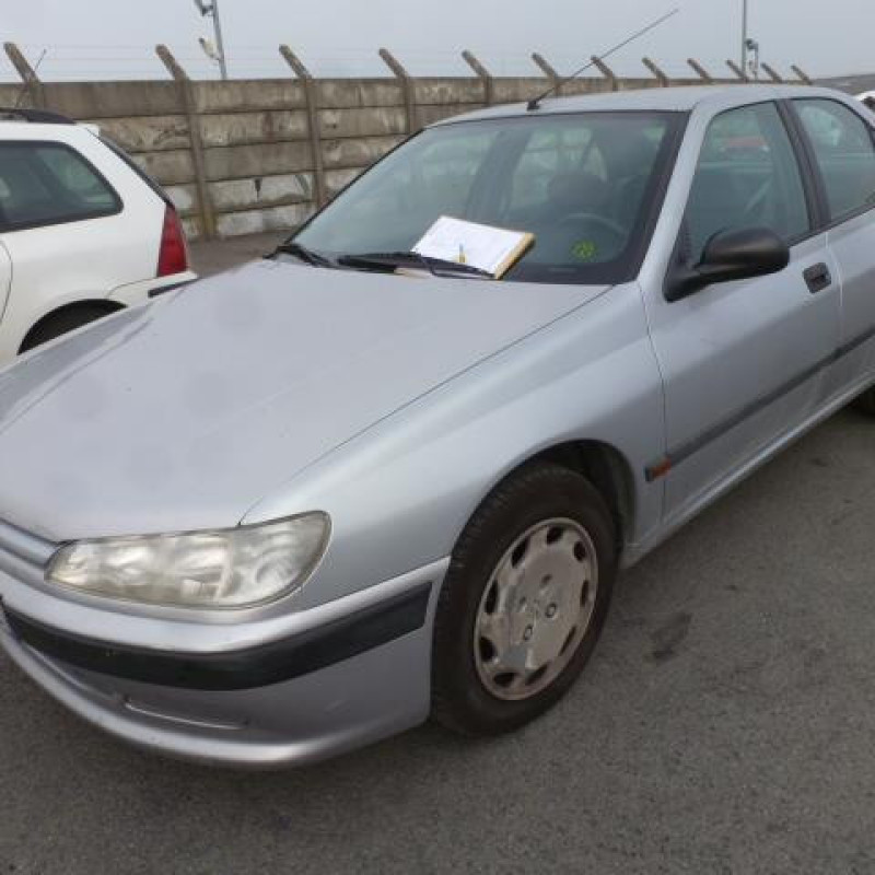 Serrure avant droit PEUGEOT 406 Photo n°3