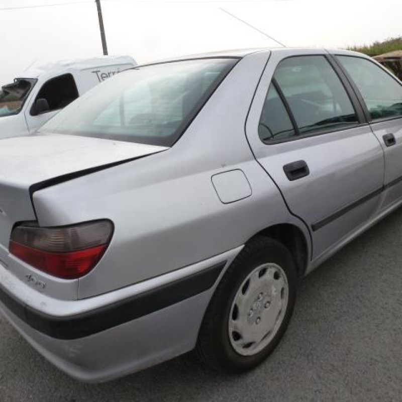Serrure avant droit PEUGEOT 406 Photo n°5