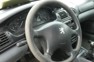 Serrure avant droit PEUGEOT 406
