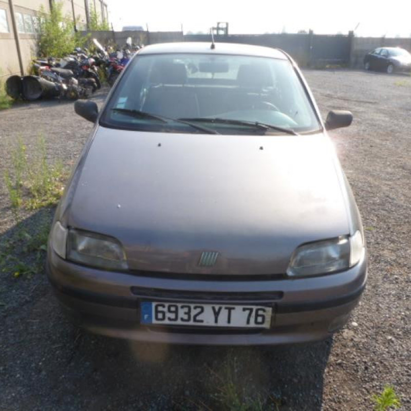 Retroviseur droit FIAT PUNTO 1 Photo n°4