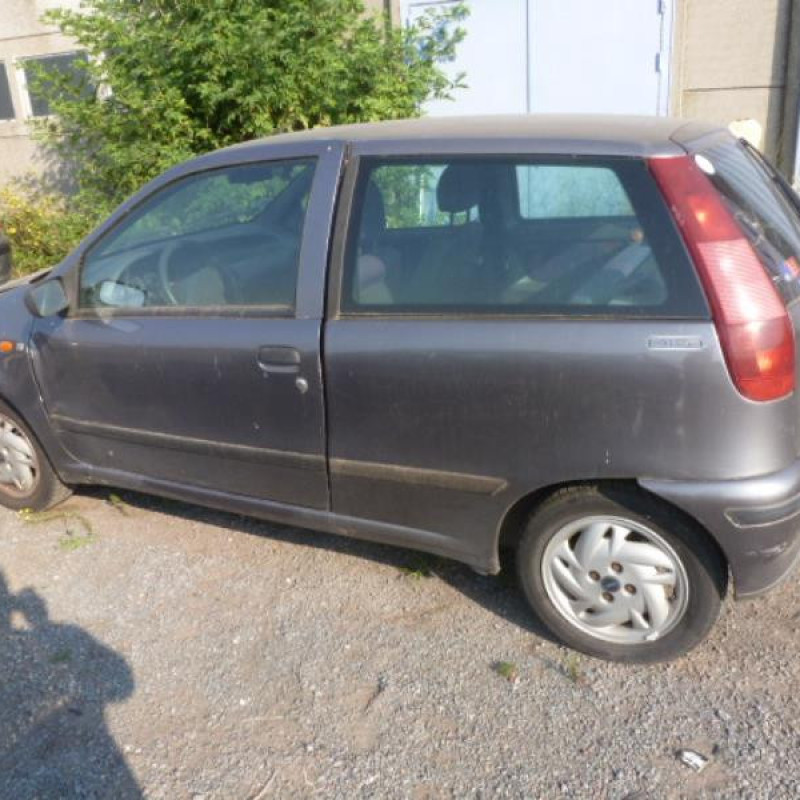Retroviseur droit FIAT PUNTO 1 Photo n°7