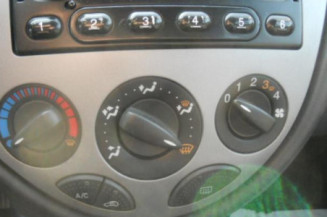 Serrure avant droit FORD FOCUS 1