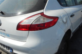 Bras essuie glace avant droit RENAULT MEGANE 3