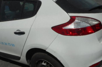 Bras essuie glace avant droit RENAULT MEGANE 3