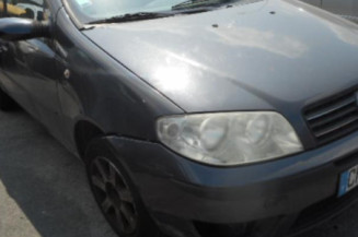Serrure avant droit FIAT PUNTO 2