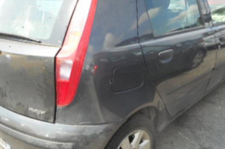 Serrure avant droit FIAT PUNTO 2