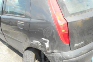 Serrure avant droit FIAT PUNTO 2