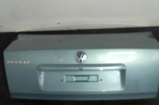 Malle/Hayon arriere VOLKSWAGEN PASSAT 4 Photo n°1