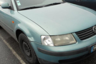 Malle/Hayon arriere VOLKSWAGEN PASSAT 4
