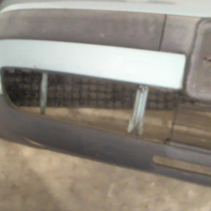 Pare choc avant VOLKSWAGEN PASSAT 4 Photo n°2