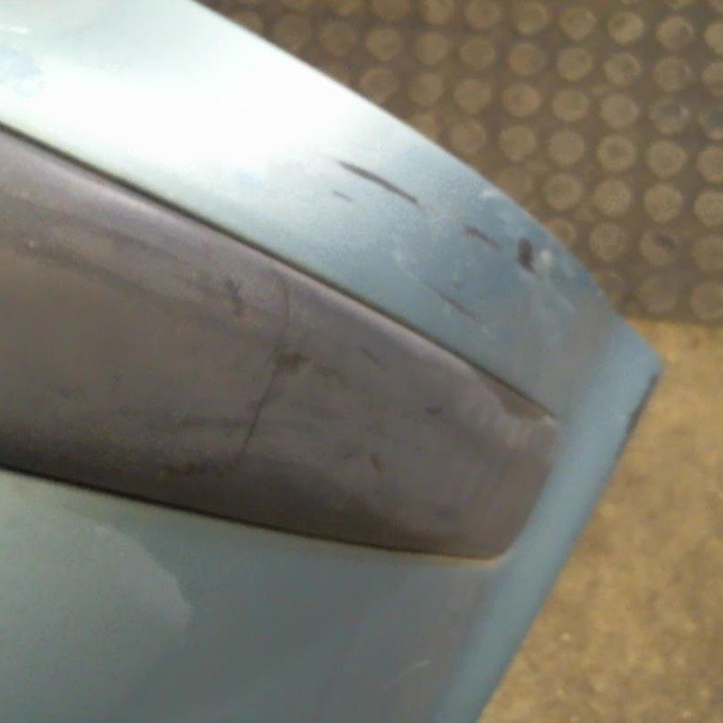 Pare choc avant VOLKSWAGEN PASSAT 4 Photo n°3