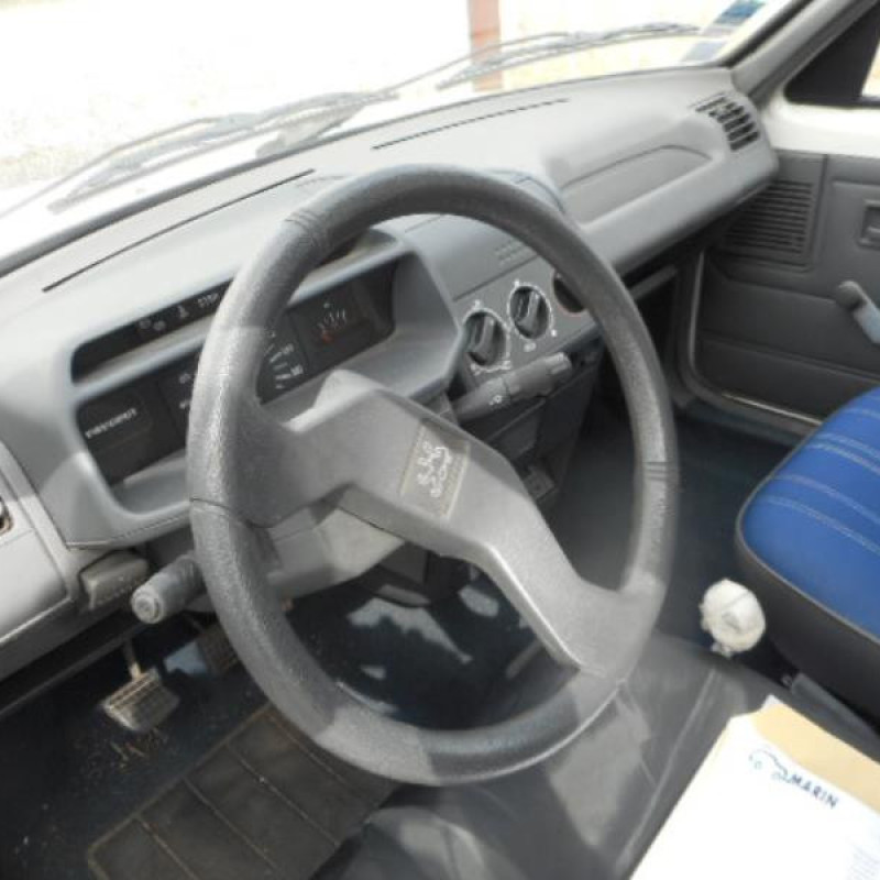 Retroviseur gauche PEUGEOT 205 Photo n°8