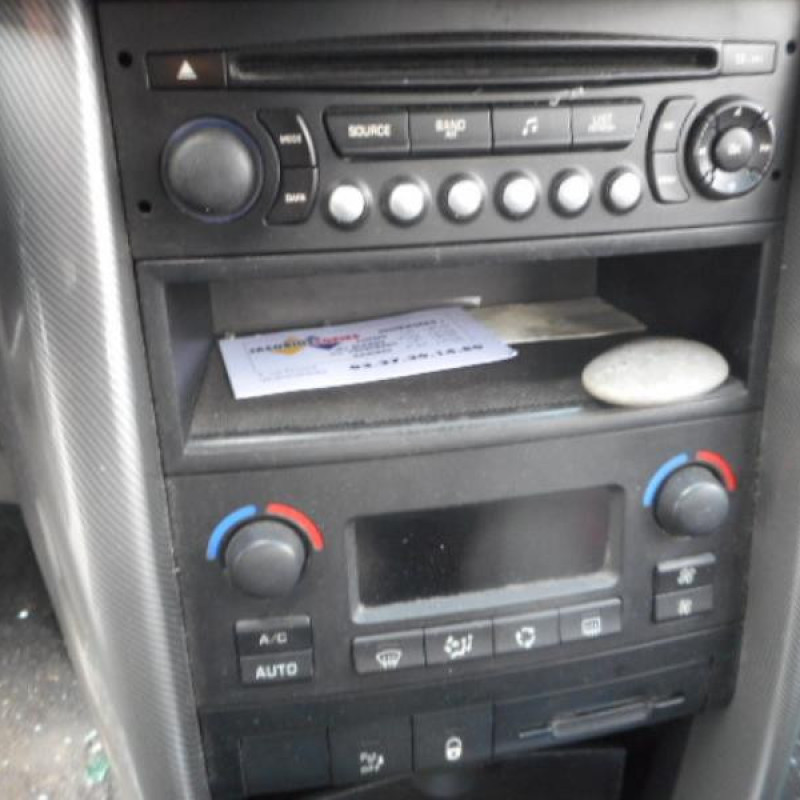 Com (Bloc Contacteur Tournant+Commodo Essuie Glace+Commodo Phare) PEUGEOT 207 Photo n°16