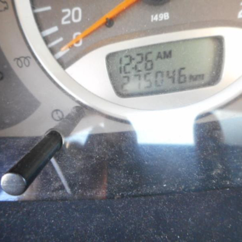 Bras essuie glace arriere NISSAN ALMERA TINO Photo n°8