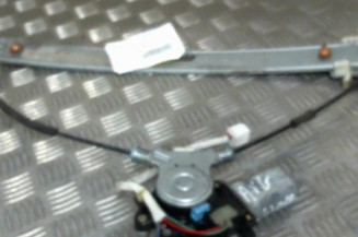 Leve vitre electrique avant gauche MAZDA PREMACY Photo n°1