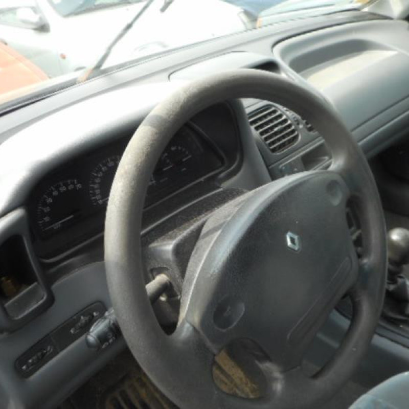 Feu arriere principal gauche (feux) RENAULT LAGUNA 1 Photo n°7