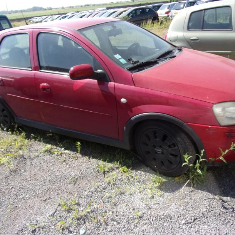 Porte avant droit OPEL CORSA C Photo n°4