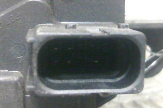 Serrure avant droit OPEL ASTRA H