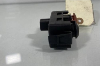 Bouton de warning RENAULT KANGOO 2