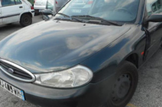 Optique avant principal droit (feux)(phare) FORD MONDEO 1