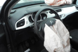 Serrure avant droit CITROEN C3 2