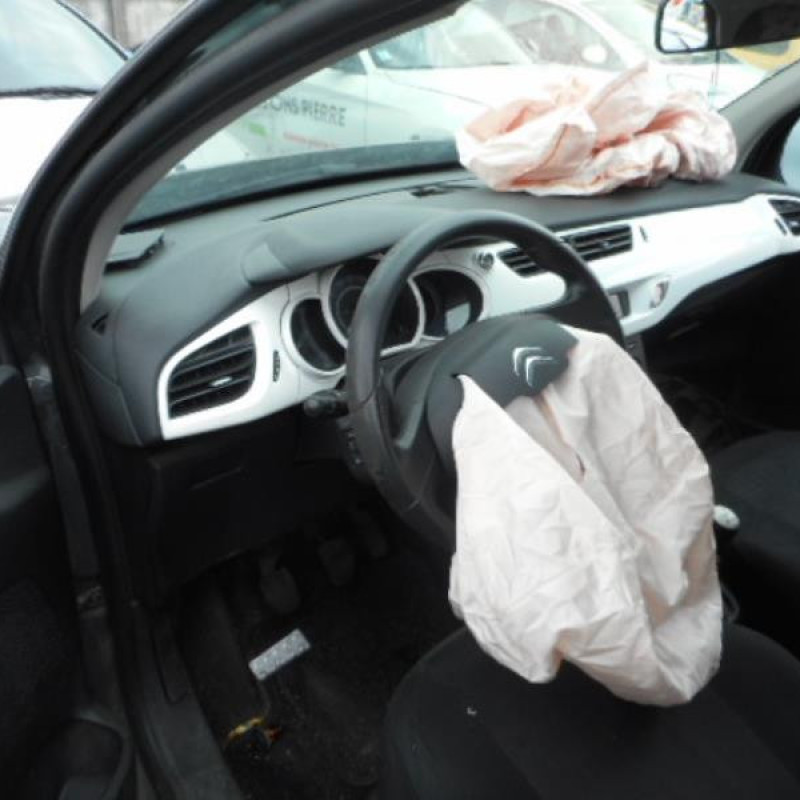 Serrure avant droit CITROEN C3 2 Photo n°8