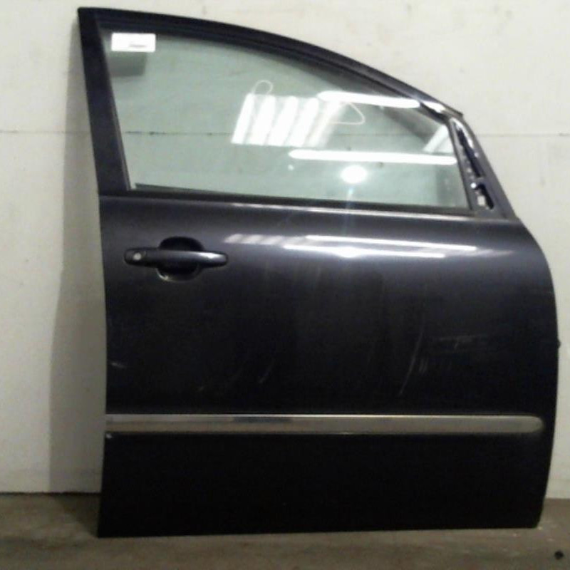 Porte avant droit TOYOTA AVENSIS VERSO Photo n°1