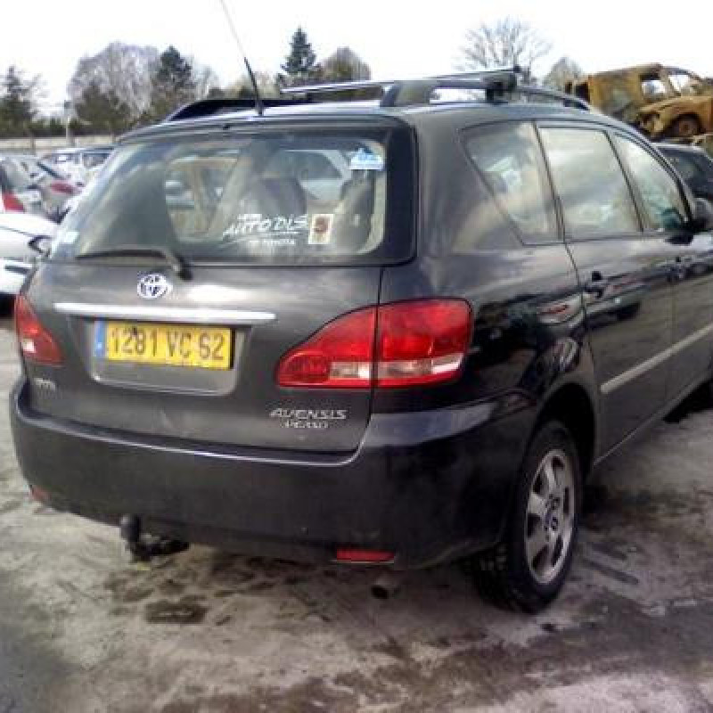 Porte avant droit TOYOTA AVENSIS VERSO Photo n°6